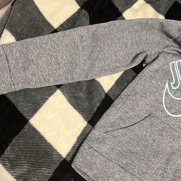 Nike Just Do It Hooded Sweatshirt size Medium - Picture 6 of 13